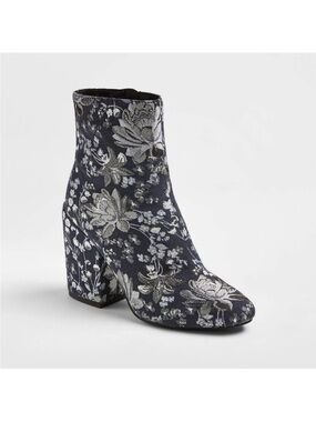 Merona floral embroidered booties